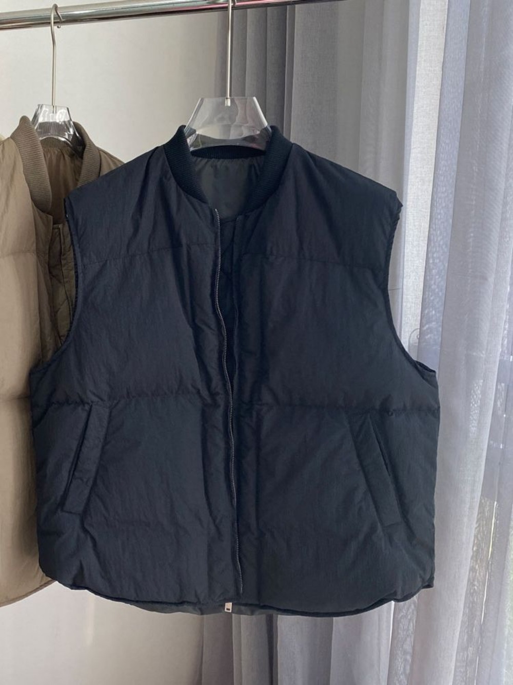 جاكيت شتوي دافئ 2026 برقبة دائ - مراجعة Winter Clothing Hong Kong وسعره